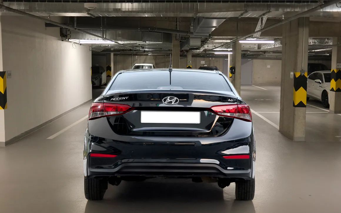 Hyundai Accent 1.6L - image 4