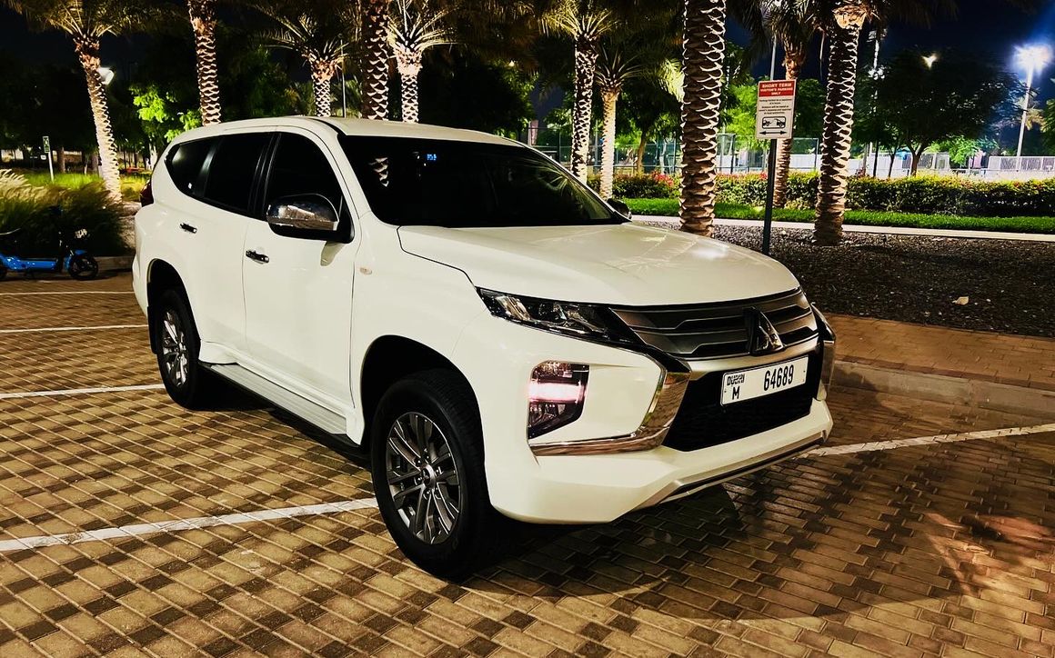 Mitsubishi Montero - image 1