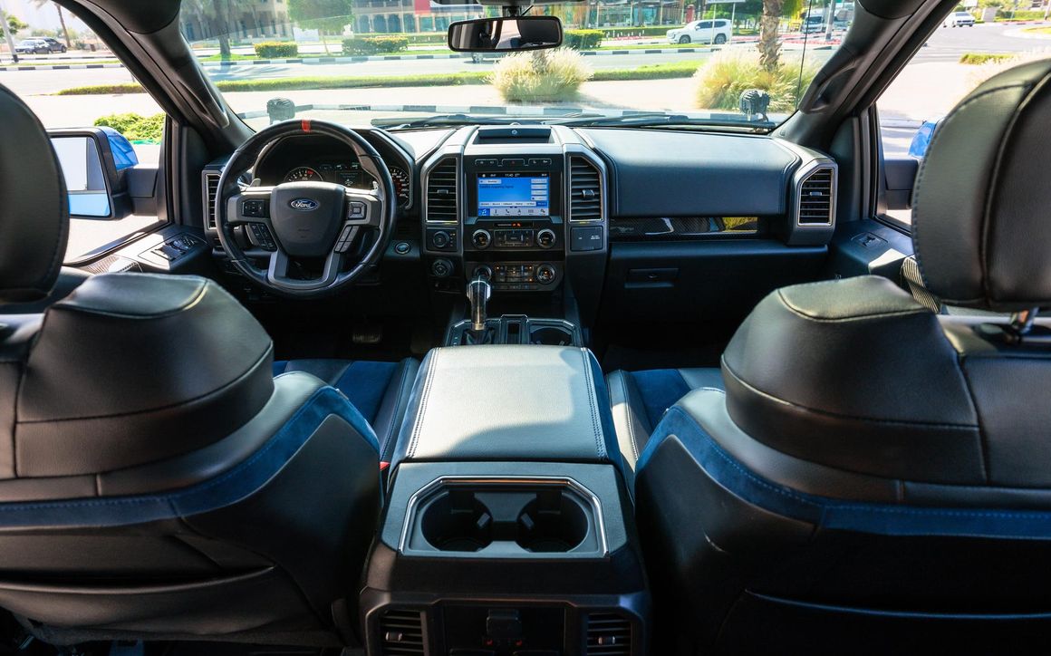 FORD RAPTOR F150 - image 25