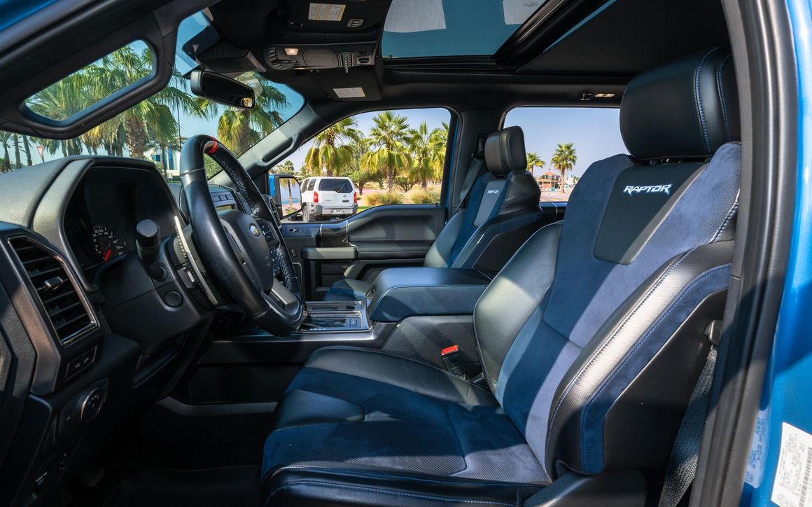 FORD RAPTOR F150 - image 19