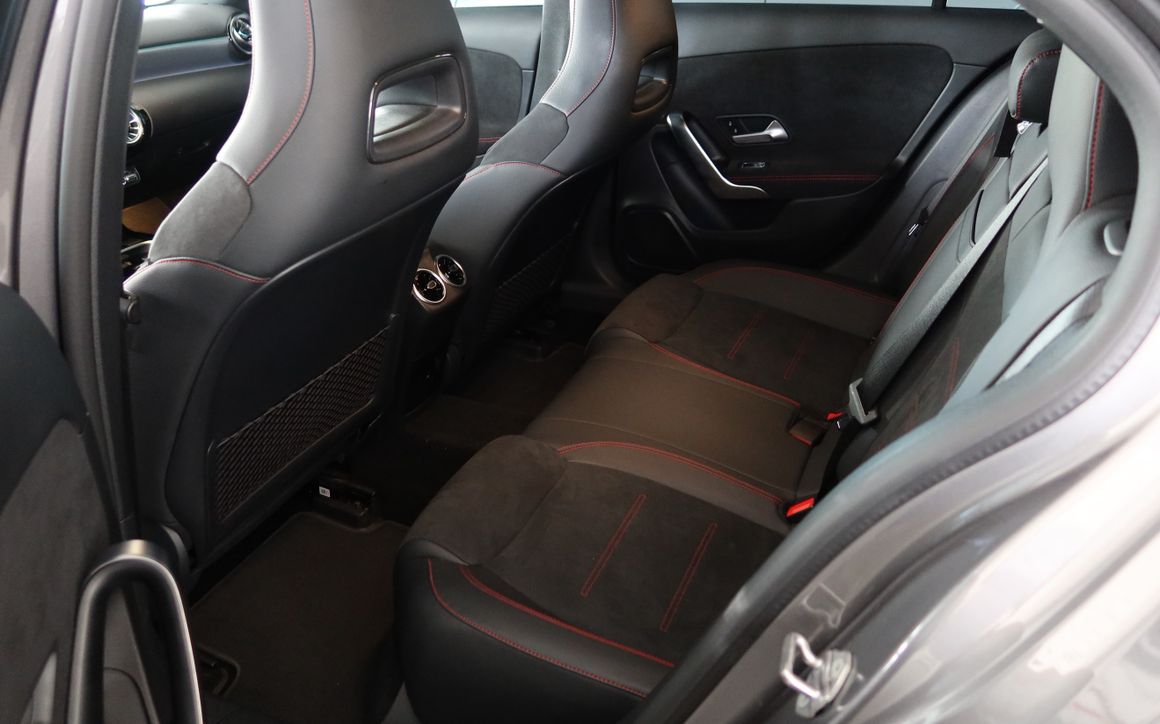 Mercedes-Benz A250 AMG - image 12