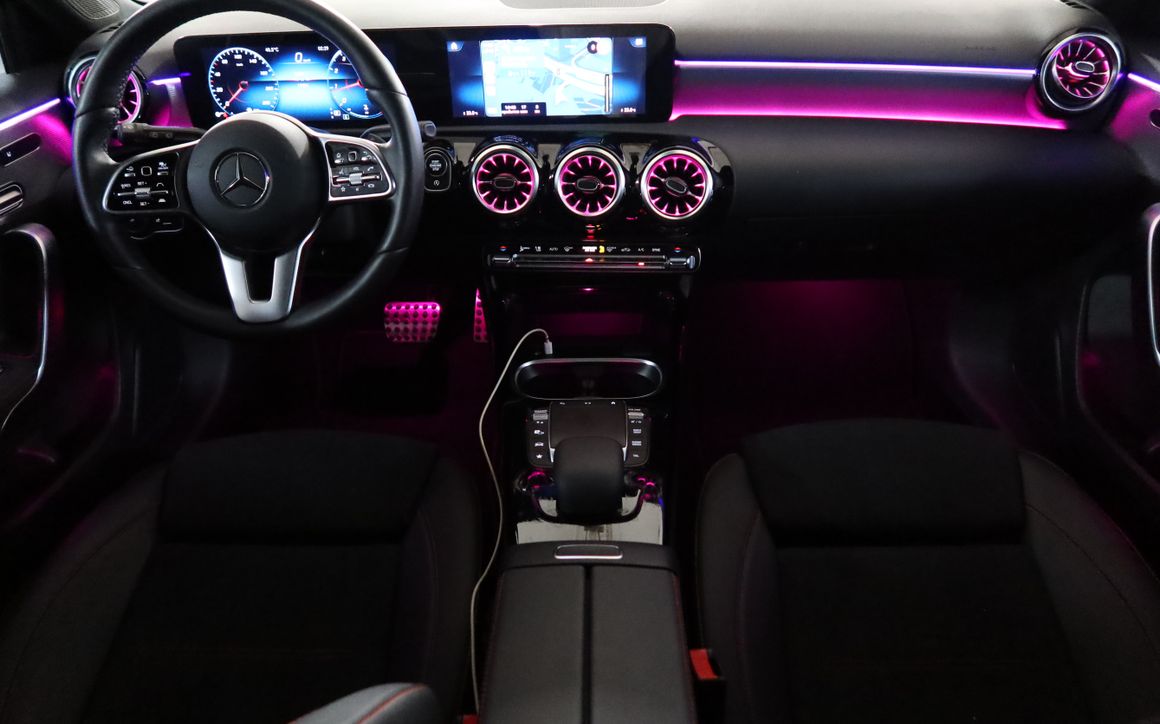 Mercedes-Benz A250 AMG - image 10