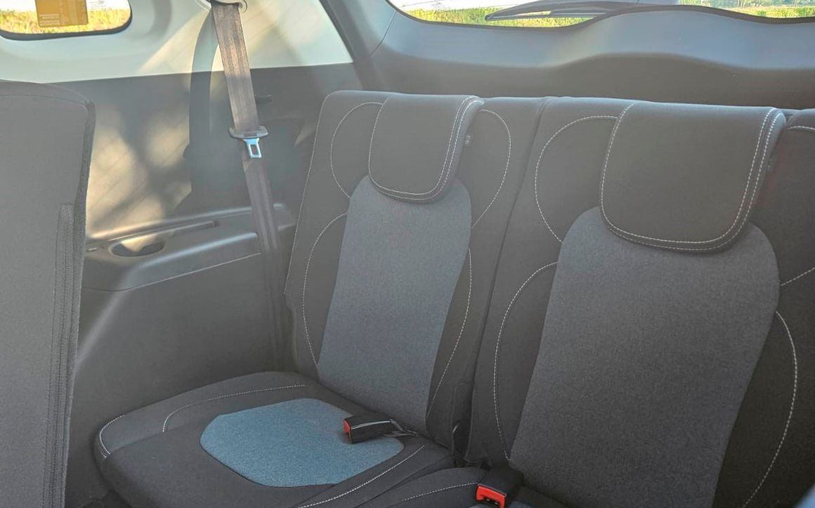 Chevrolet Captiva - image 15