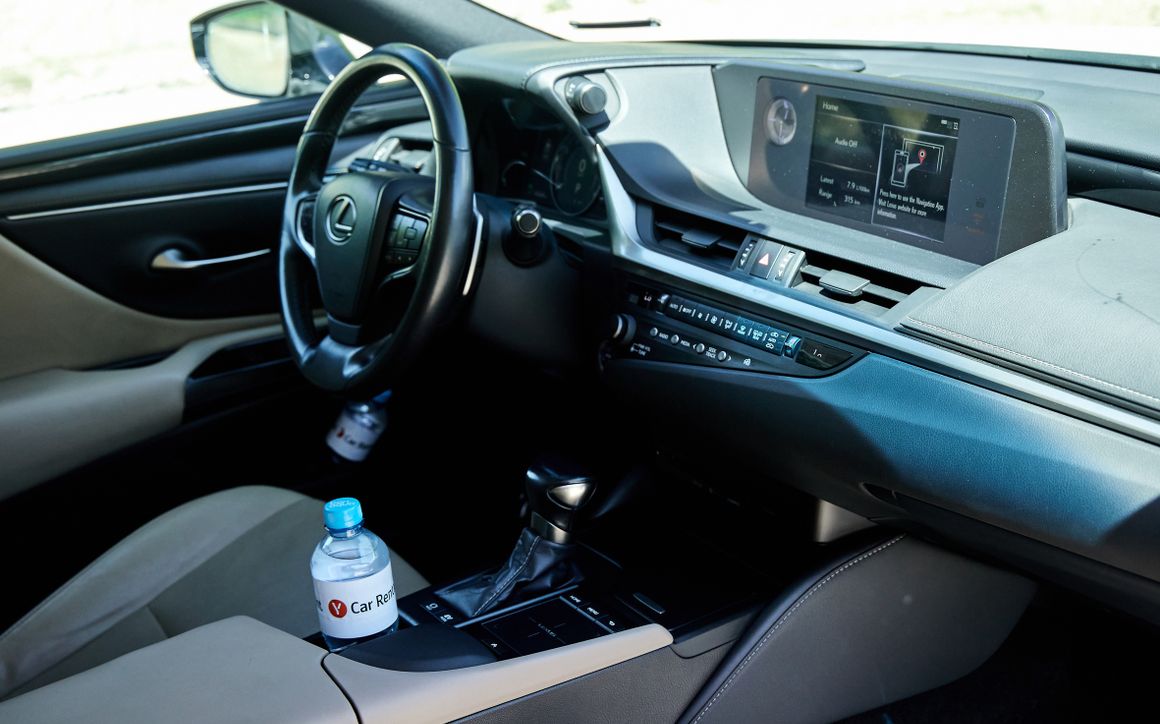 LEXUS ES - image 13