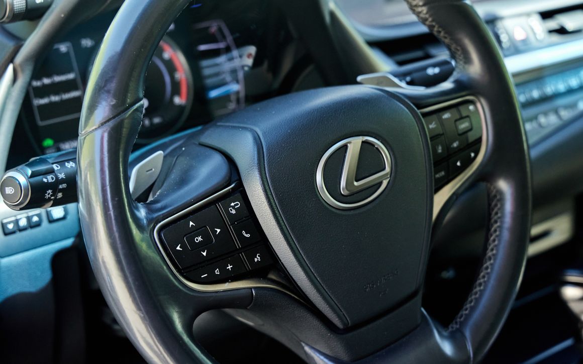 LEXUS ES - image 23