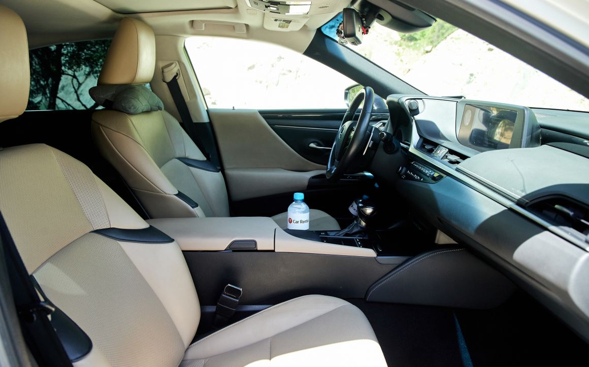 LEXUS ES - image 16