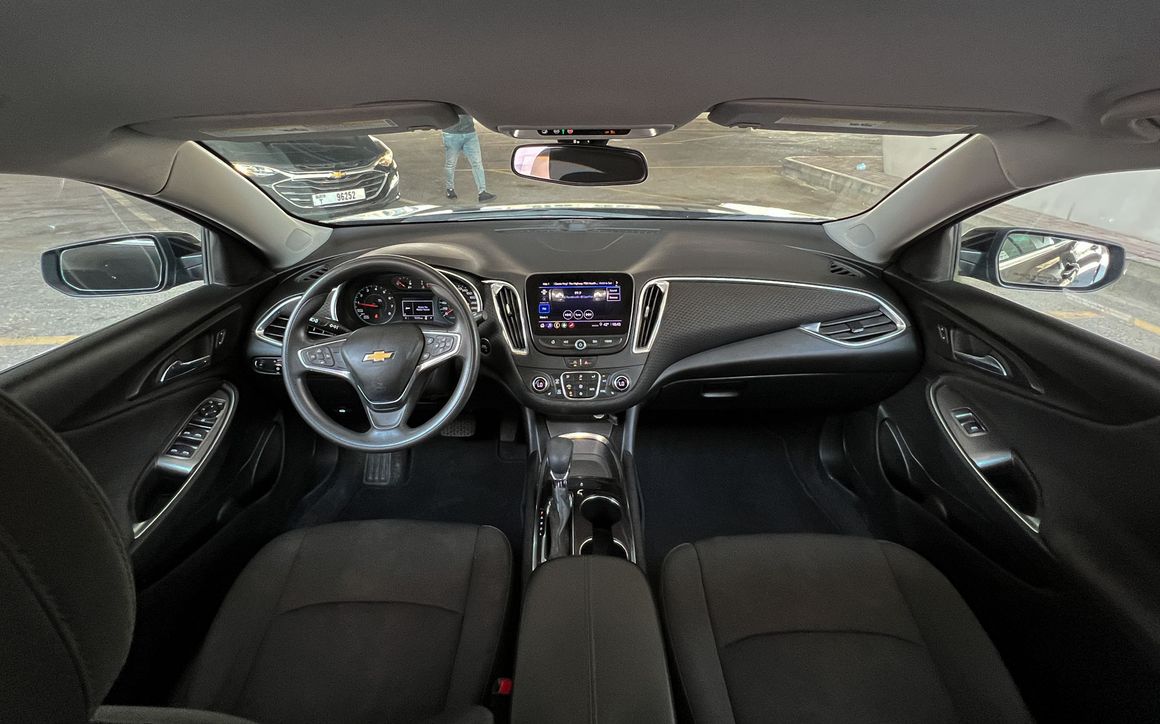 Chevrolet Malibu - image 8
