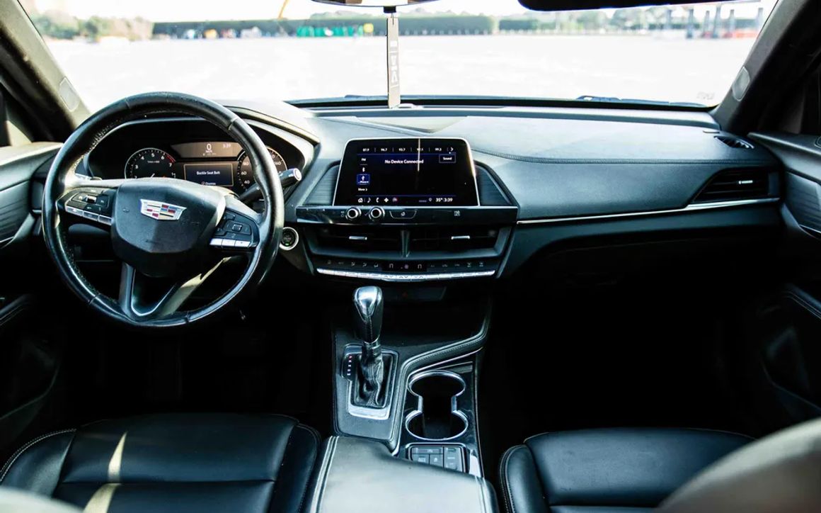 CADILLAC CT4 - image 10