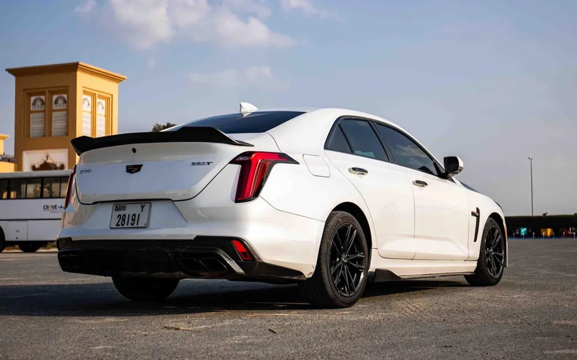 CADILLAC CT4 - image 6