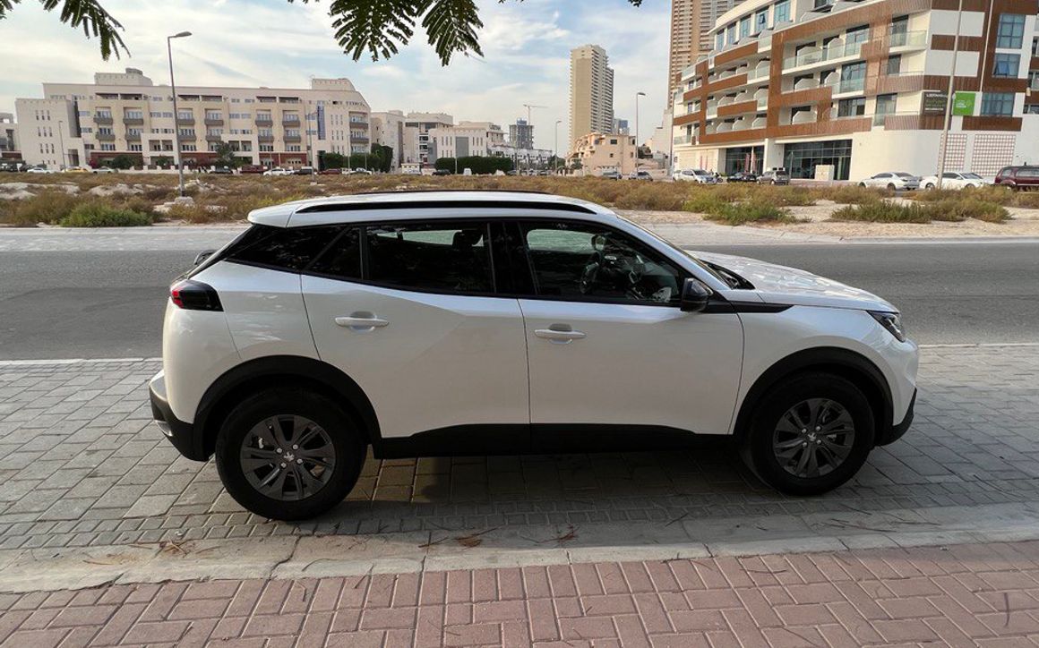 Peugeot 2008 - image 5