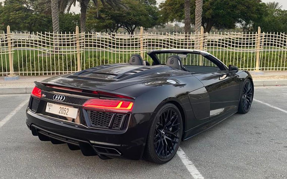 AUDI R8 - image 5