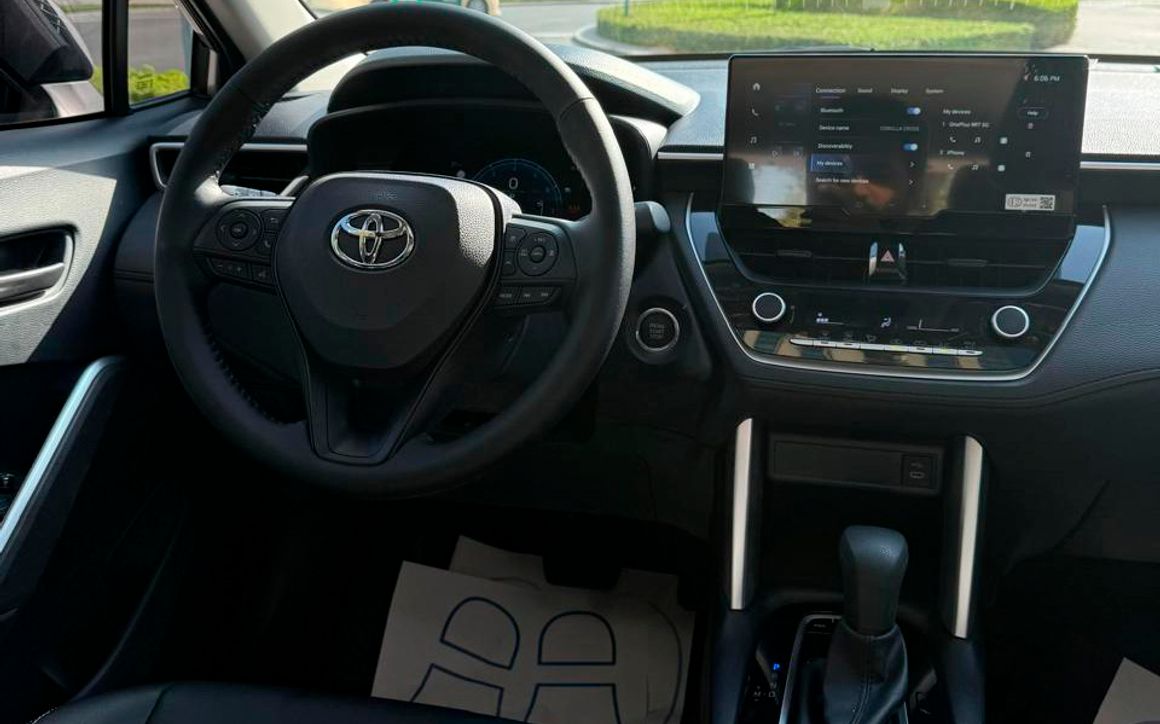Toyota Corolla Cross - image 7