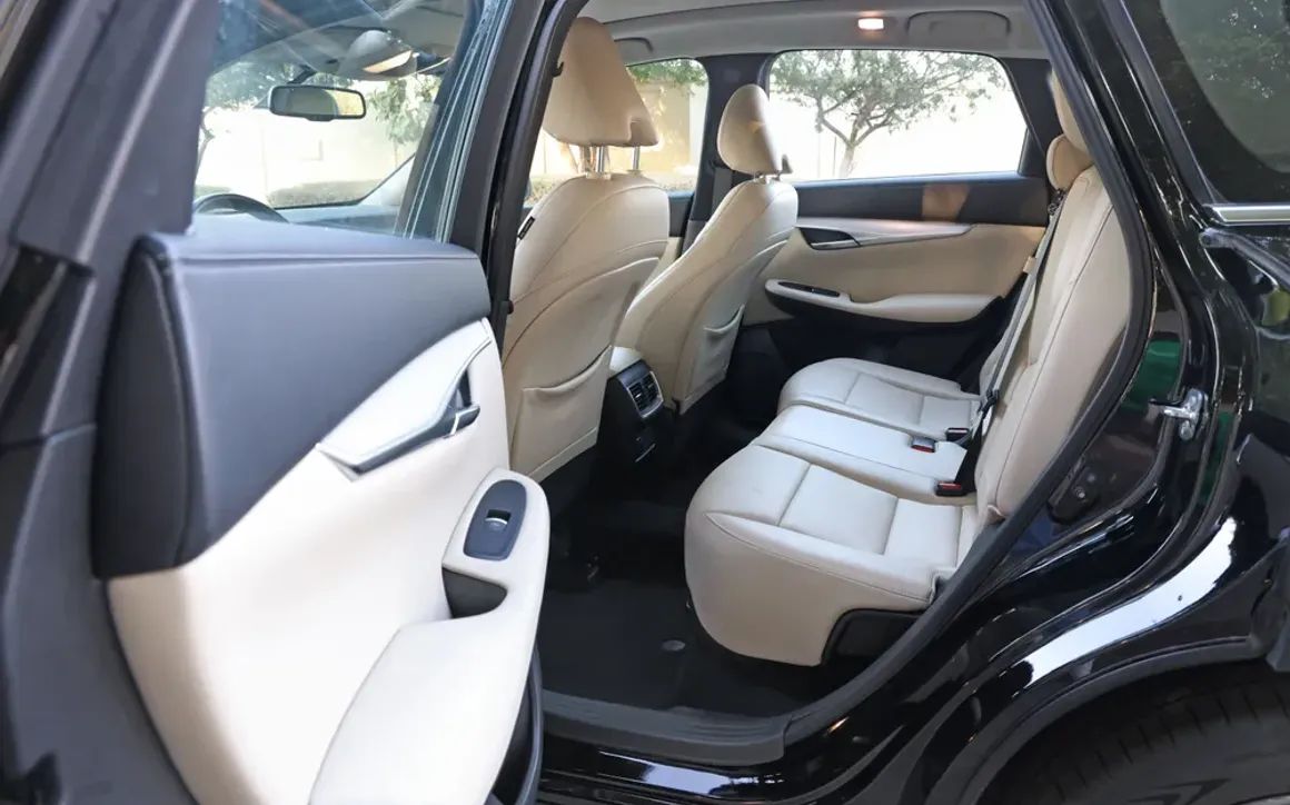 INFINITi QX50 - image 10