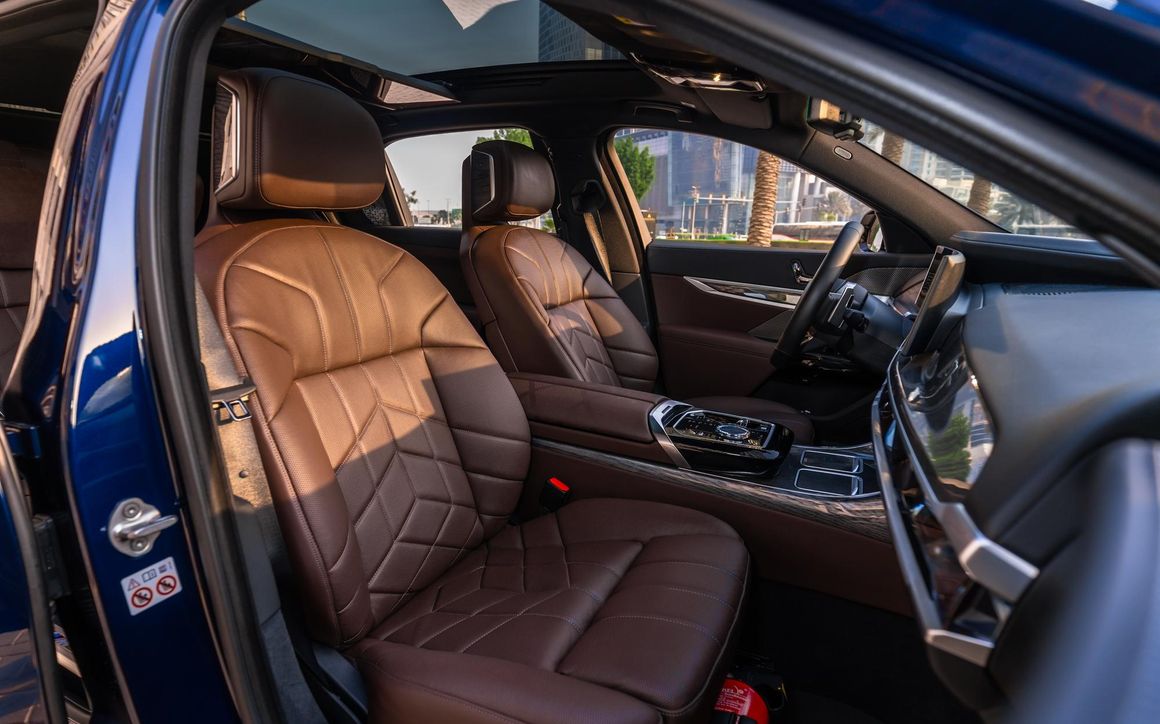 BMW 735 - image 21