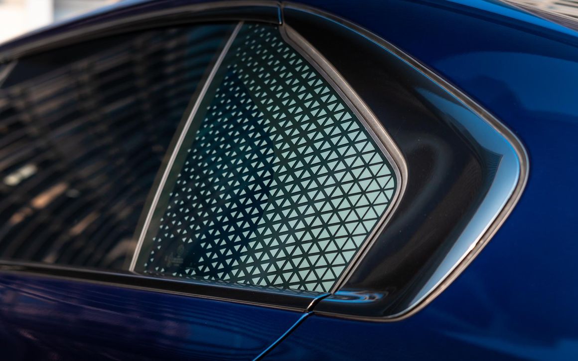 BMW 735 - image 16