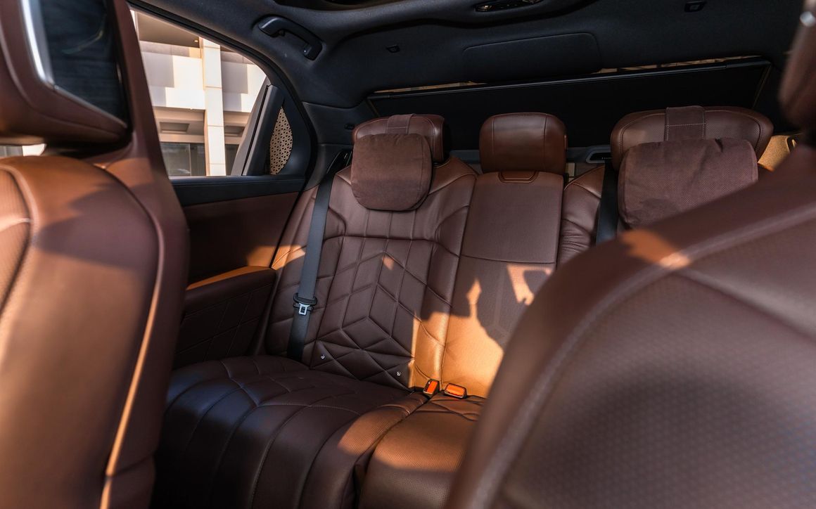 BMW 735 - image 26