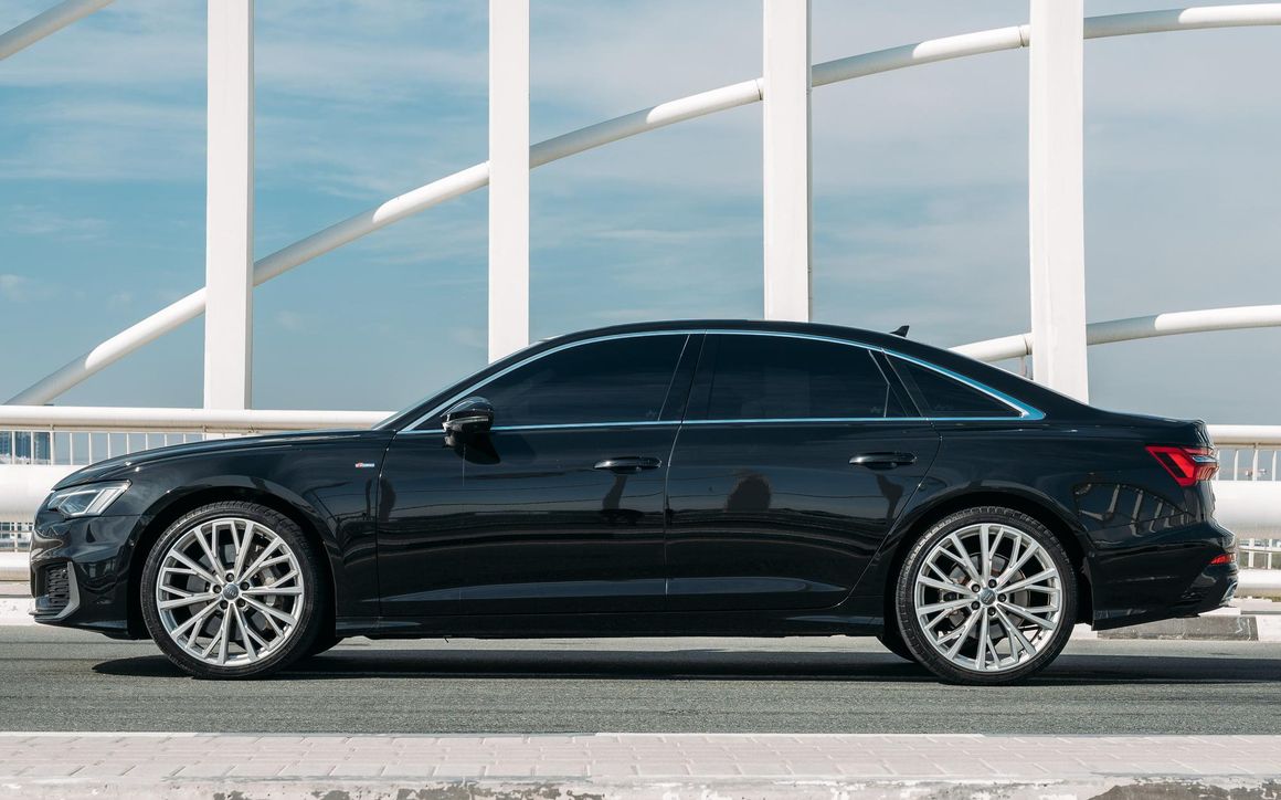 Audi A6 S-line - image 2