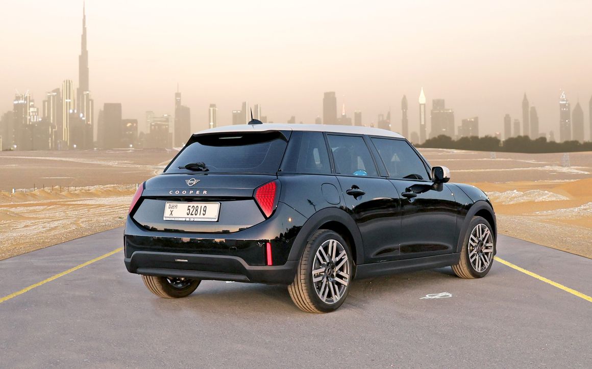 Mini Cooper - image 6