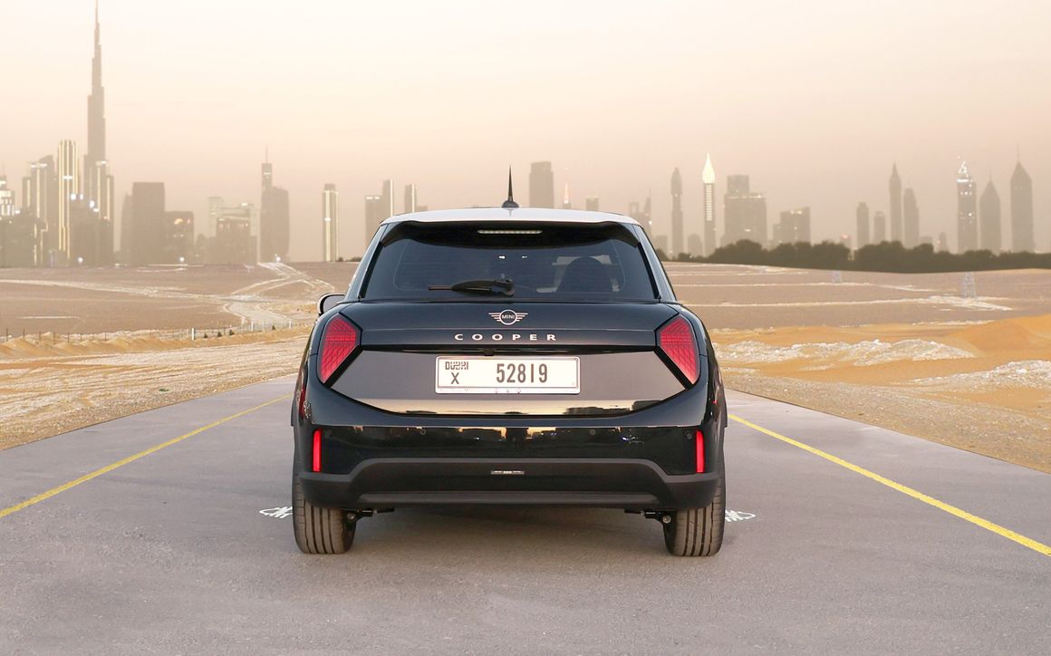 Mini Cooper - image 7