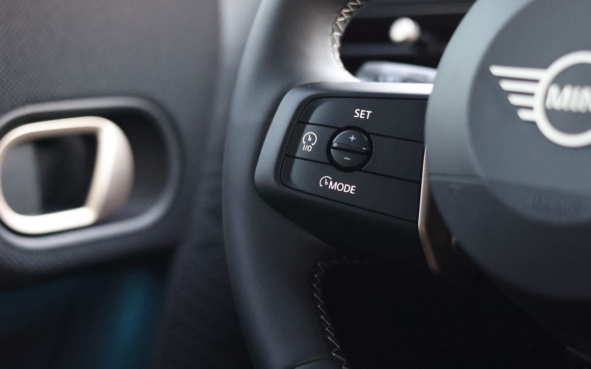 Mini Cooper - image 20