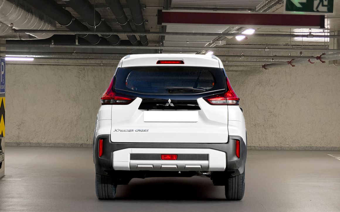 Mitsubishi Xpander Cross 1.5L Premium 7 STR - image 4