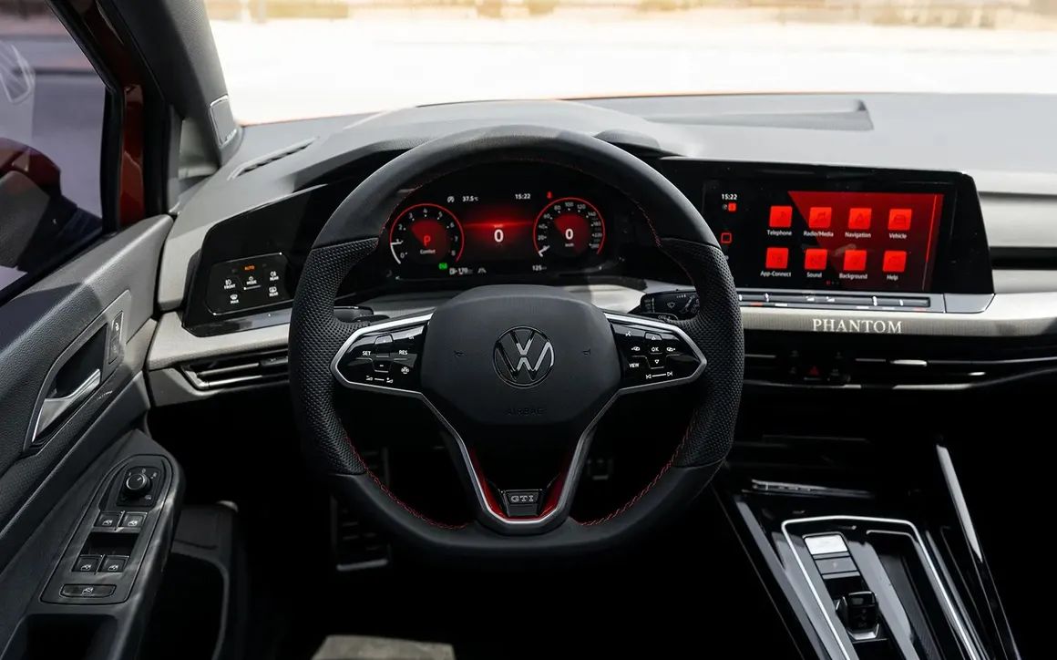 VOLKSWAGEN GOLF GTI 20L - image 9