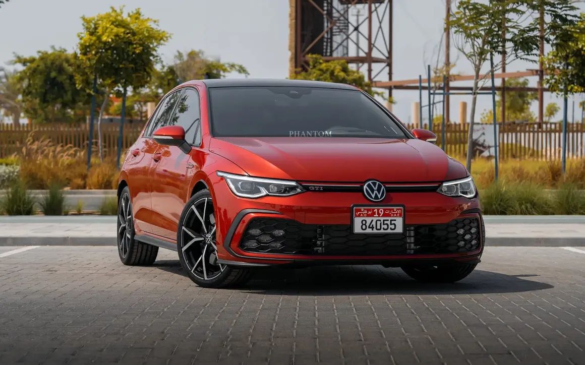 VOLKSWAGEN GOLF GTI 20L - image 1