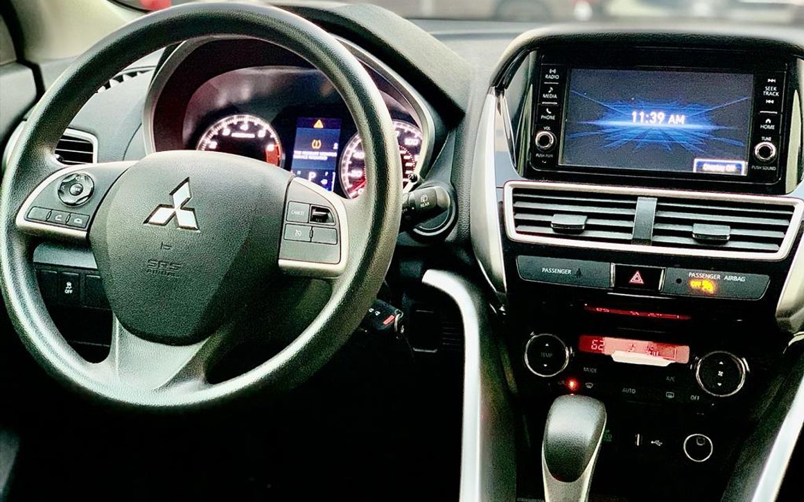 MITSUBISHI ECLIPSE CROSS 2020 - image 8