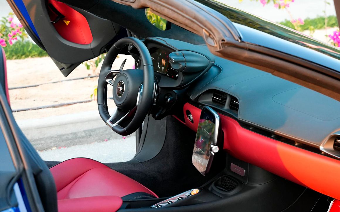 McLaren Artura Spider - image 8