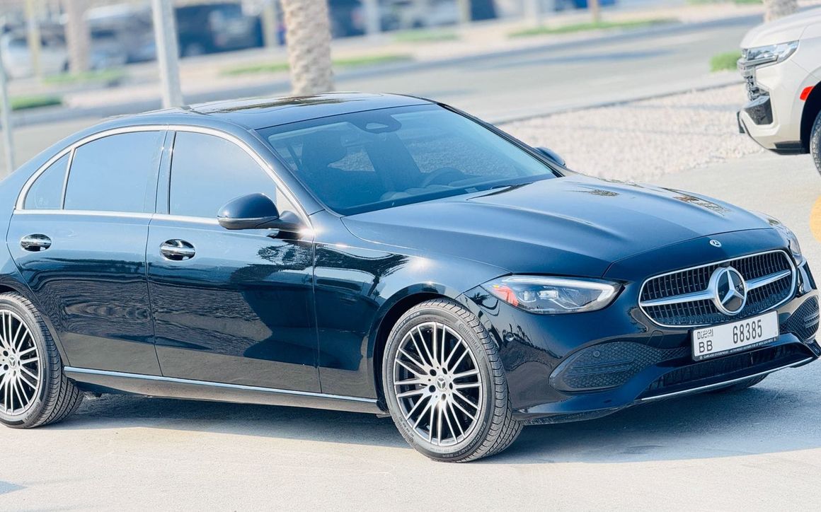 Mercedes C300 2025 - image 4