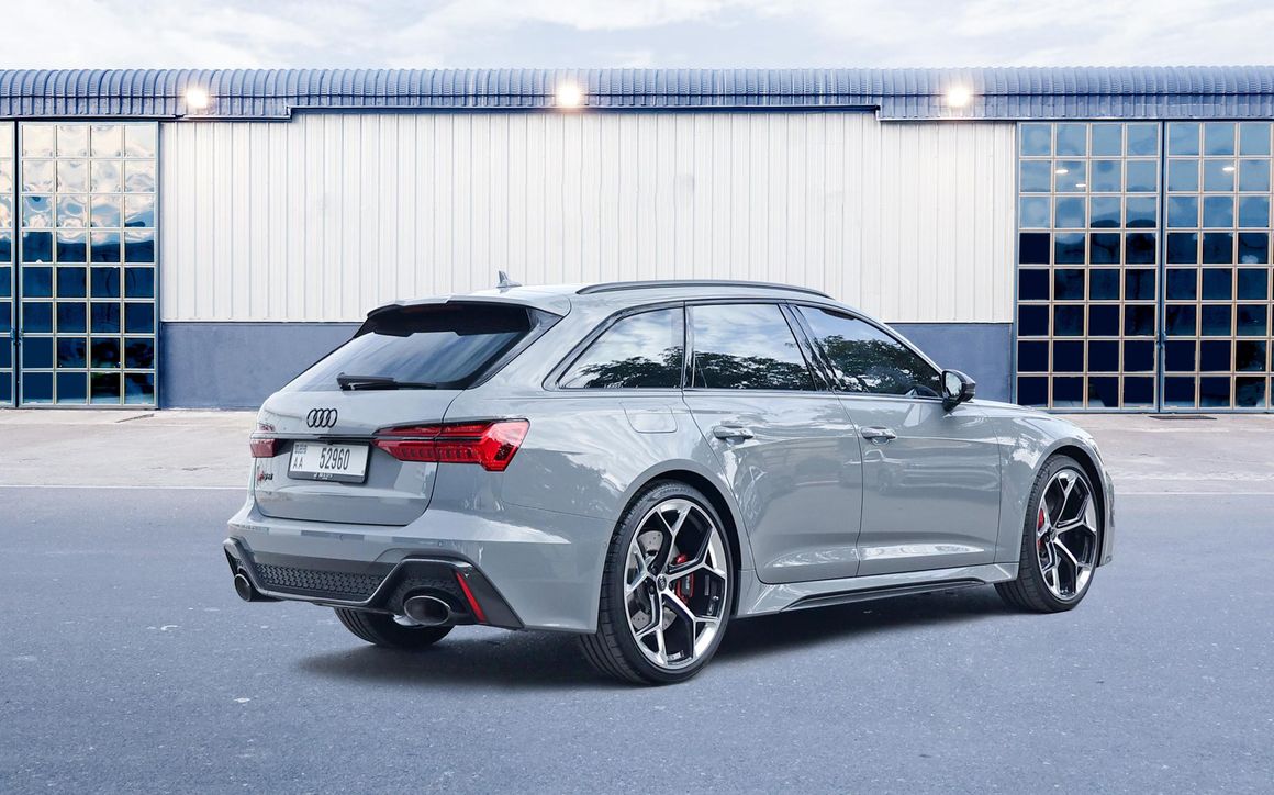 Audi RS6 Avant Gray - image 6