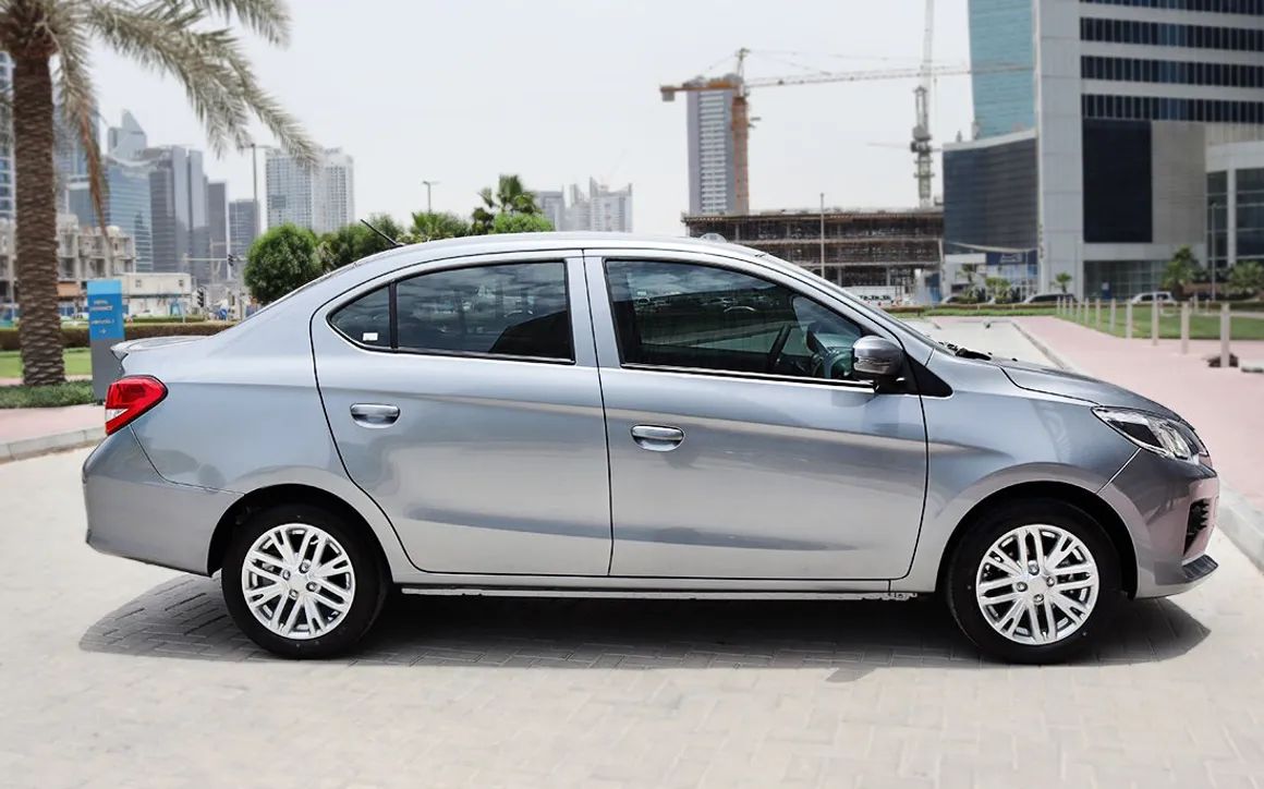 MITSUBISHI Attrage - image 2