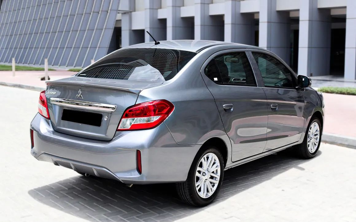 MITSUBISHI Attrage - image 3