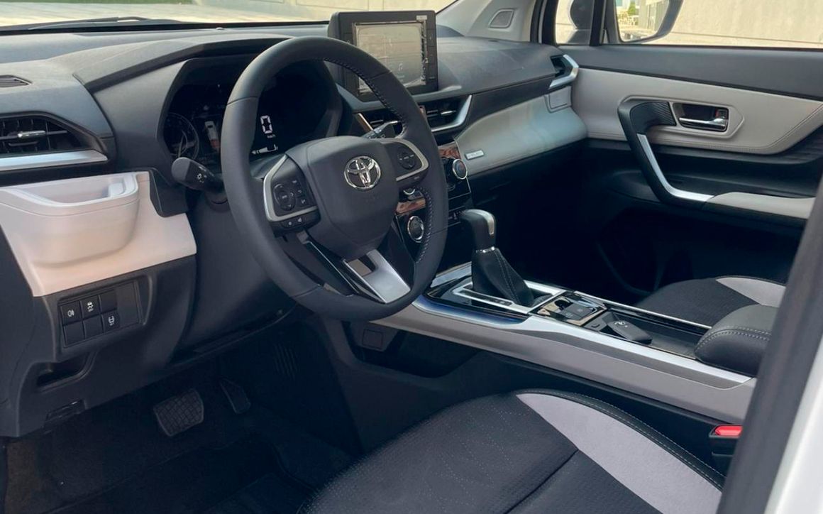 TOYOTA VELOZ - image 4