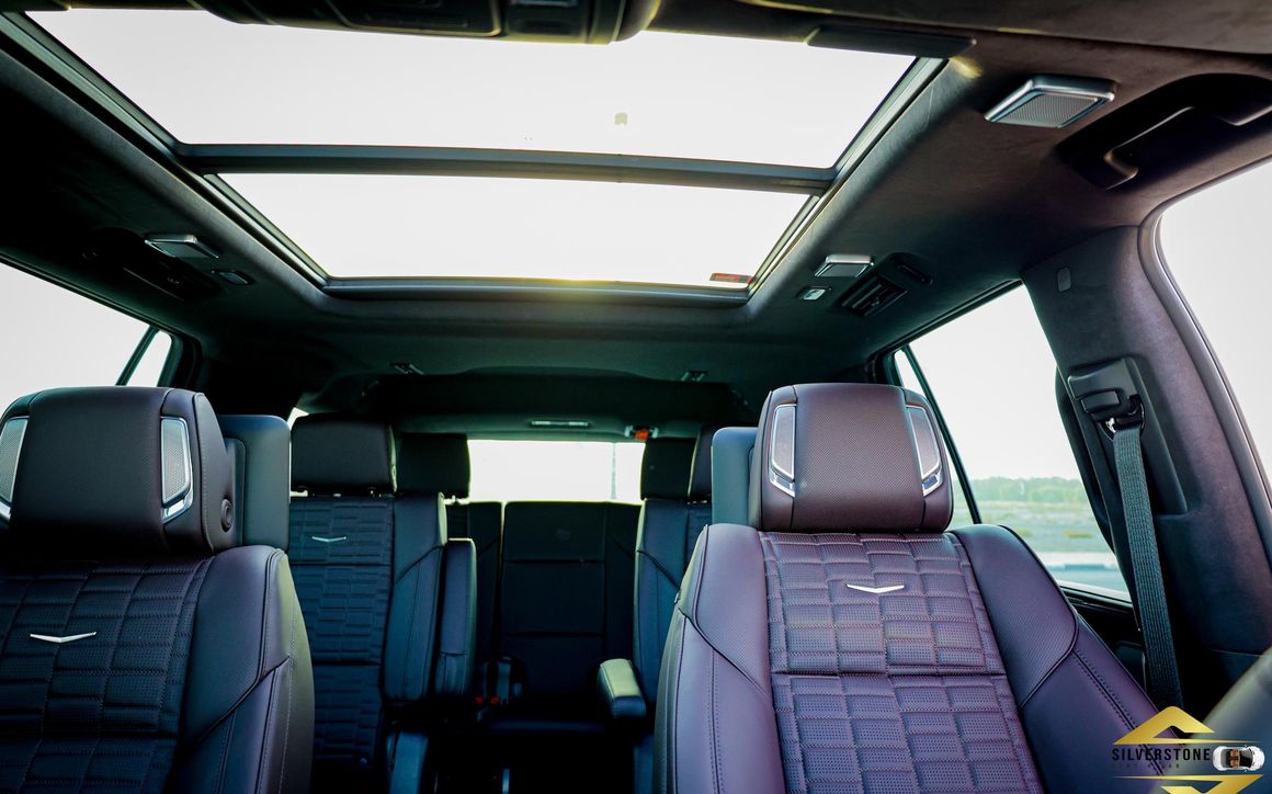 Cadillac Escalade Full Option Black - image 13