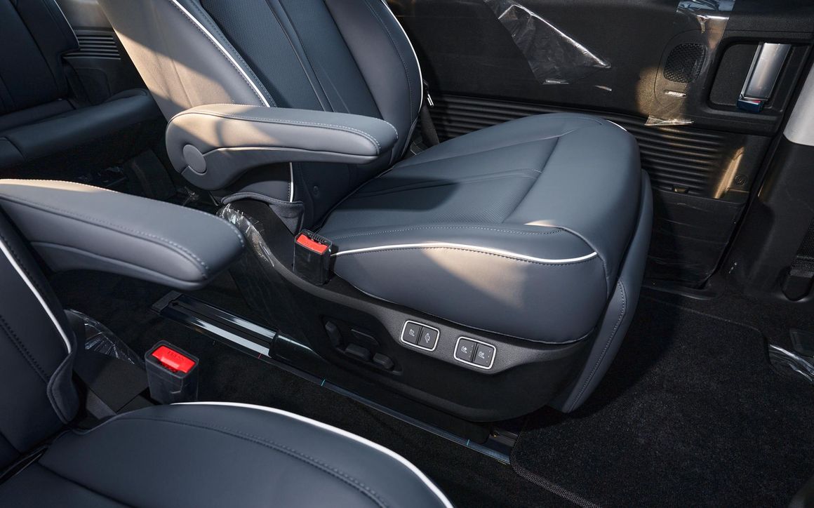 Hyundai Staria 7S - image 26