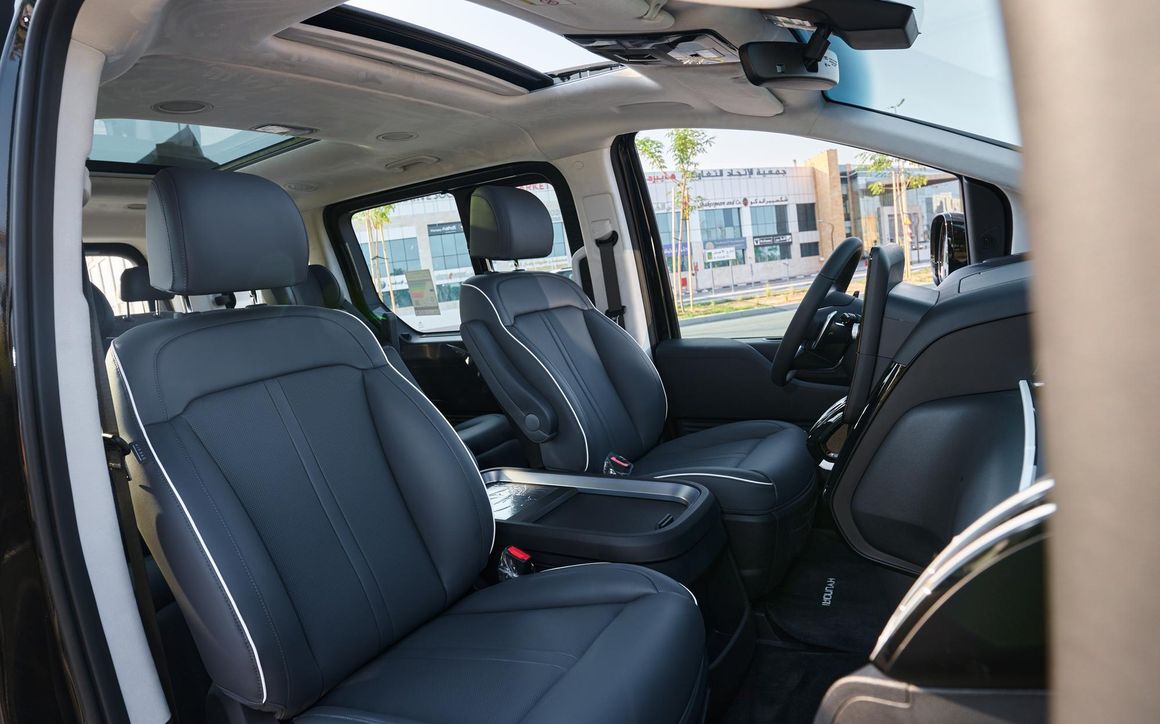Hyundai Staria 7S - image 19