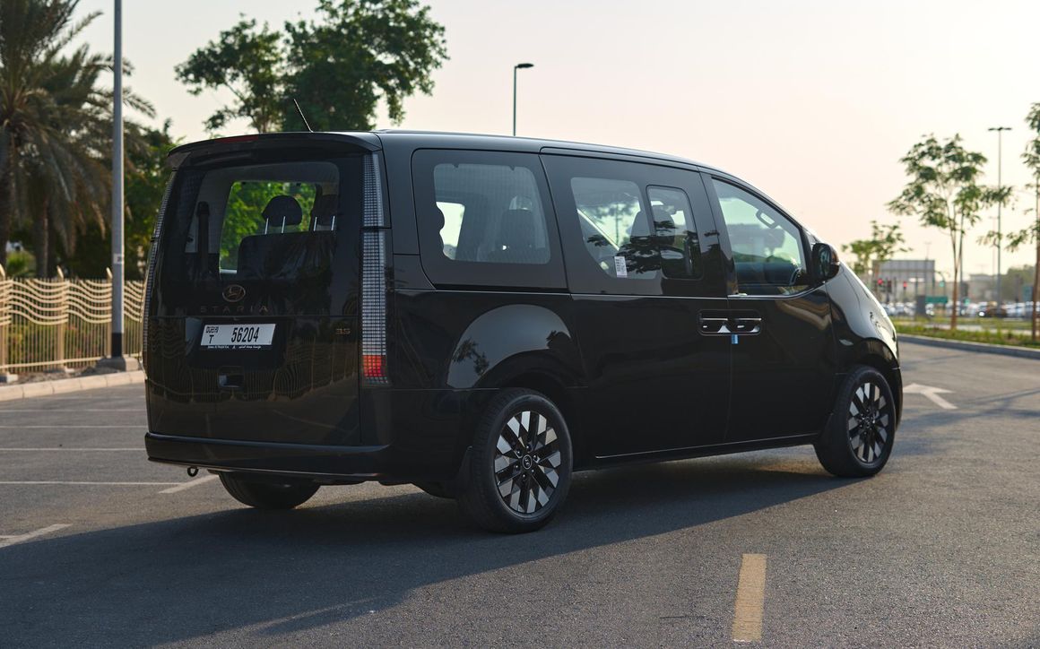 Hyundai Staria 7S - image 8