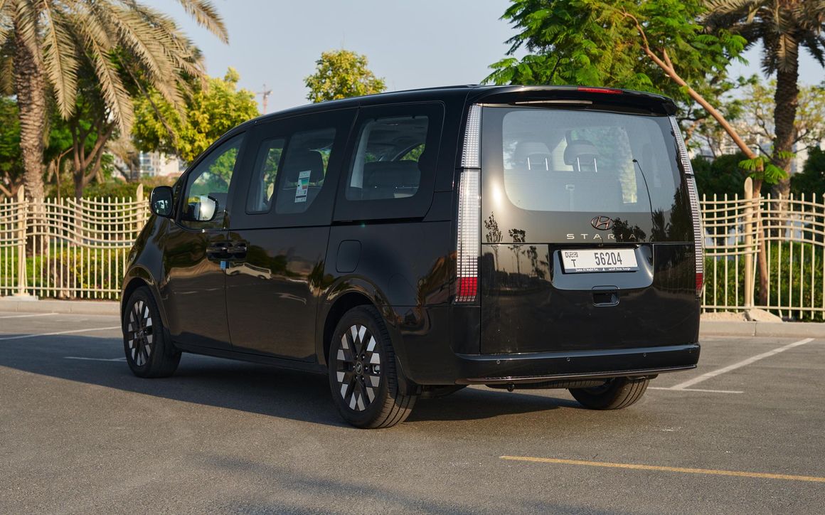 Hyundai Staria 7S - image 6
