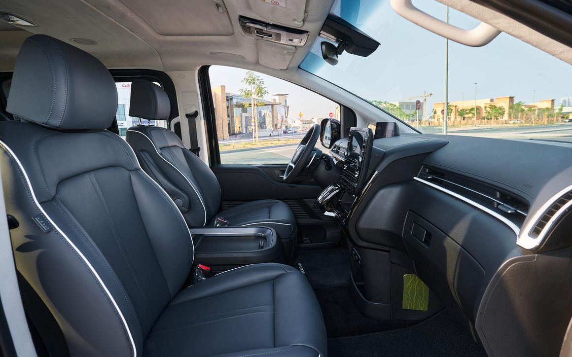 Hyundai Staria 7S - image 18
