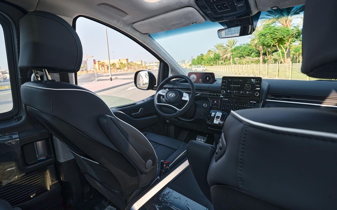 Hyundai Staria 7S - image 17
