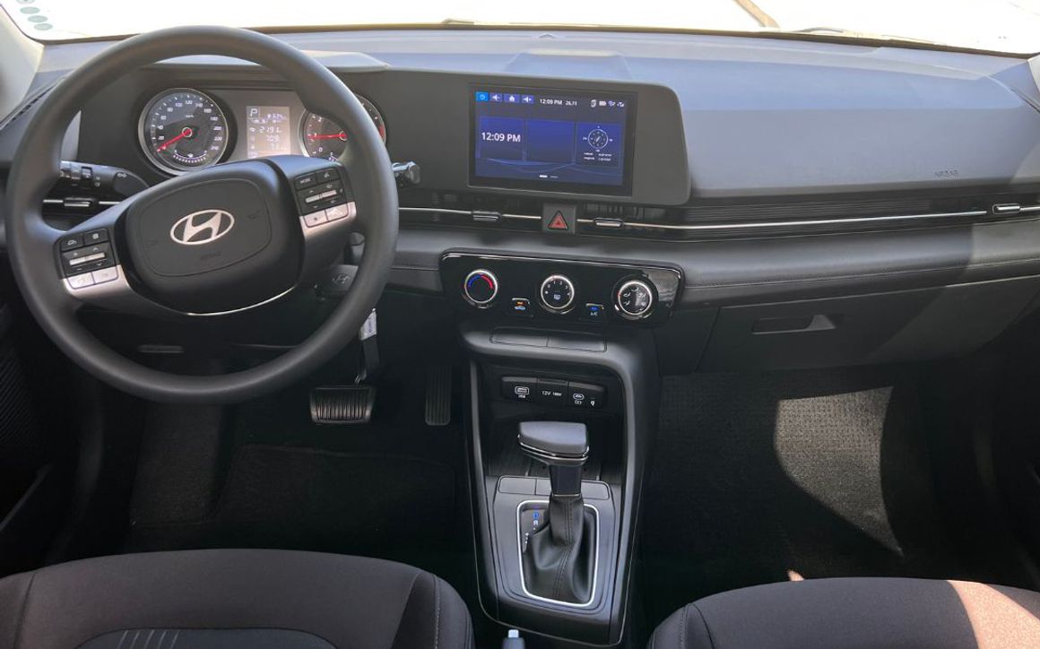 HYUNDAI ACCENT - image 4