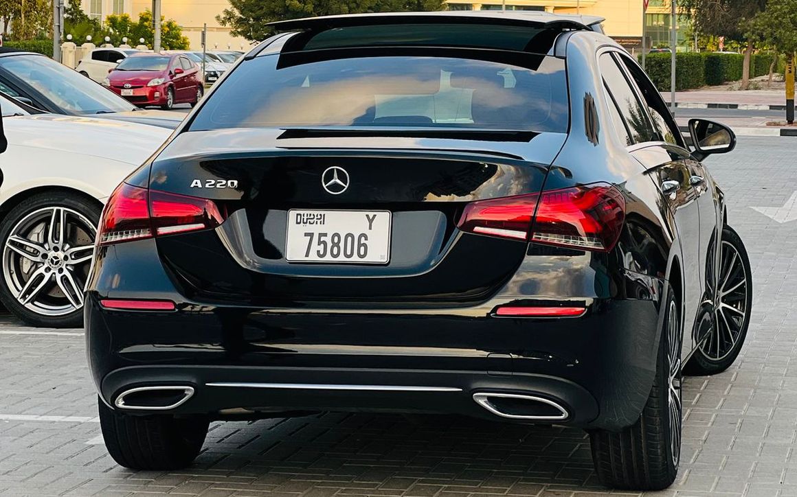 MERCEDES A220 - image 3
