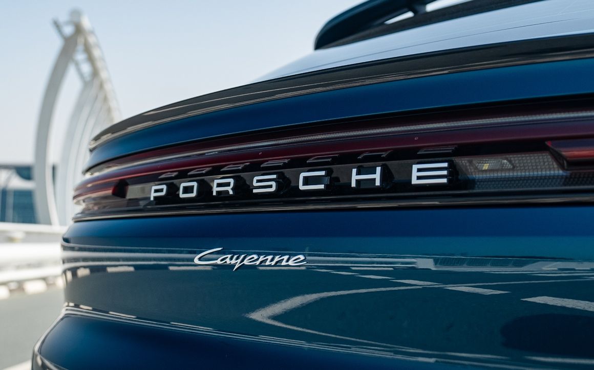 PORSCHE CAYENNE - image 7