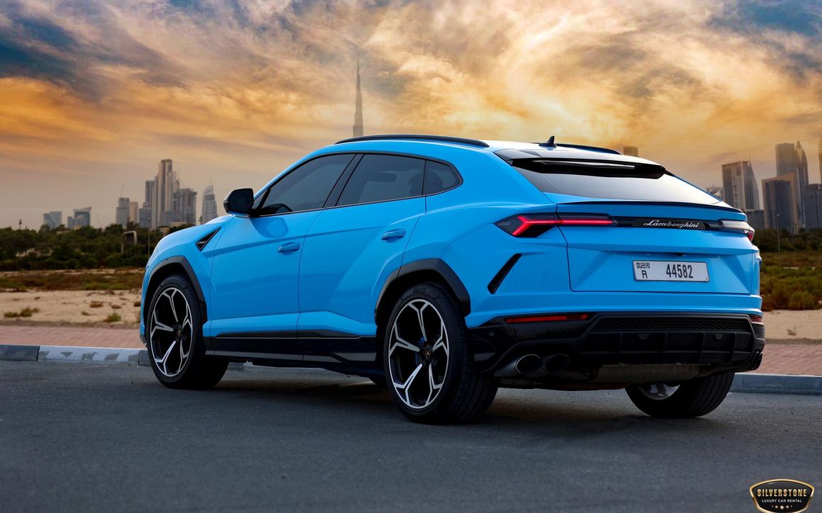 Lamborghini Urus Blue - image 4
