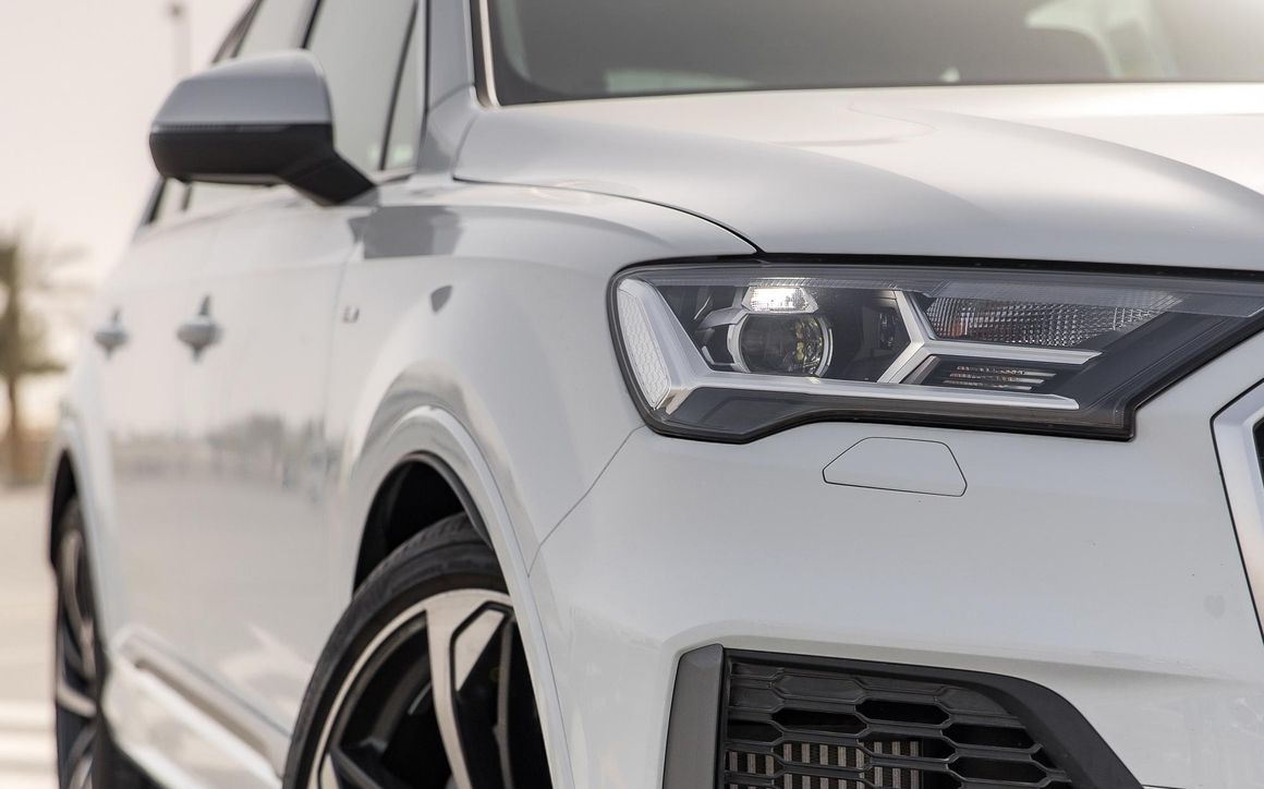 Audi Q7 - image 5