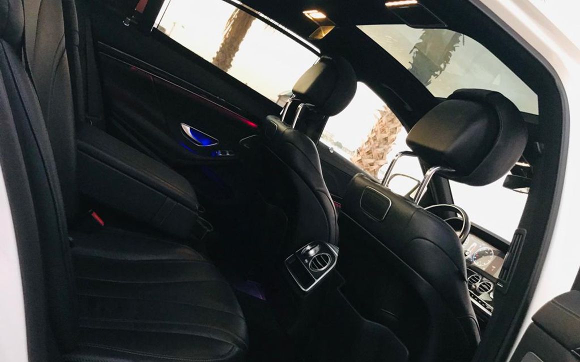 MERCEDES S560 - image 8