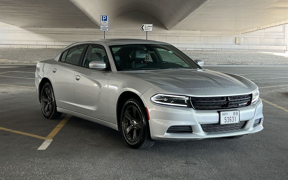 Dodge Charger - image 4
