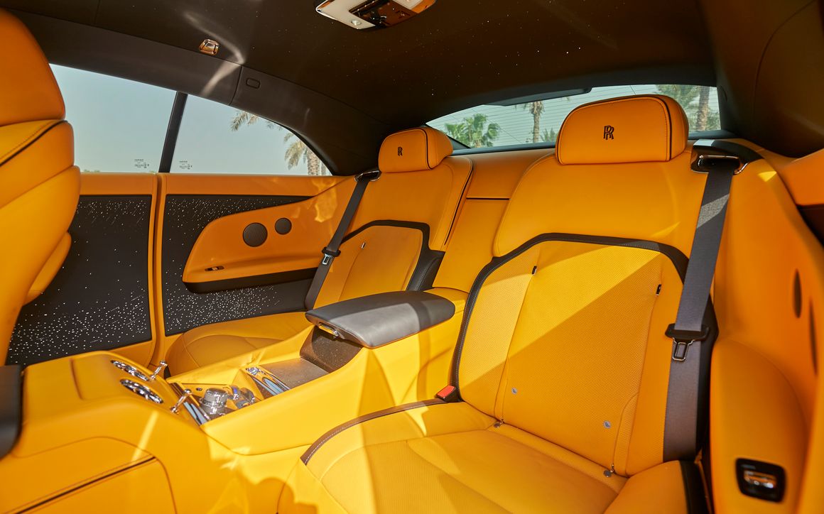 Rolls Royce Spectre - image 6