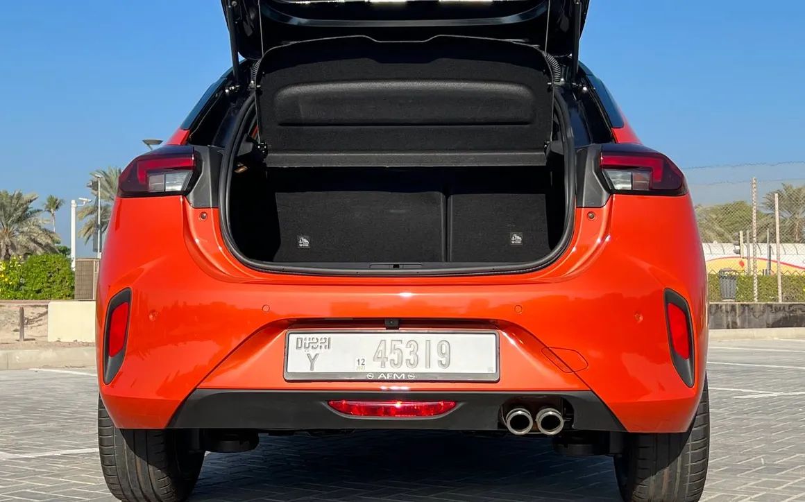 Opel Corsa - image 8